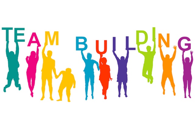 Team building là gì? Mục đích, ý nghĩa của team building như thế nào? - Vntrip.vn